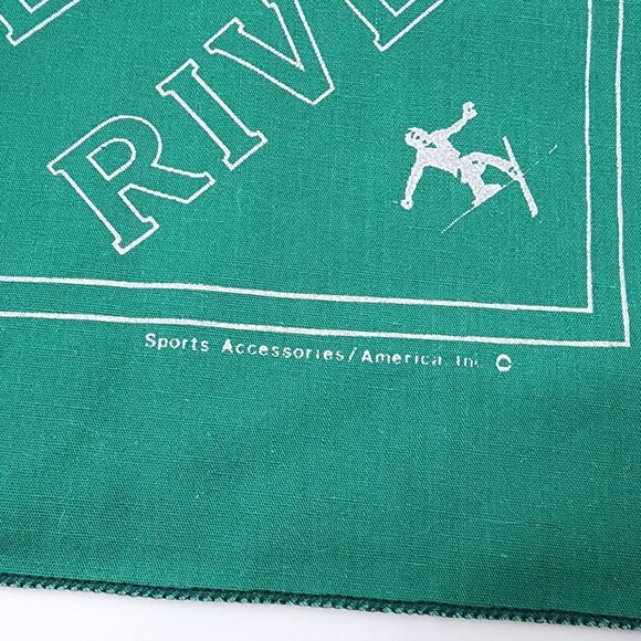 Vintage Red River Bandana Scarf Cotton Green & White Square Sports Enthusiasts - Picture 4 of 4